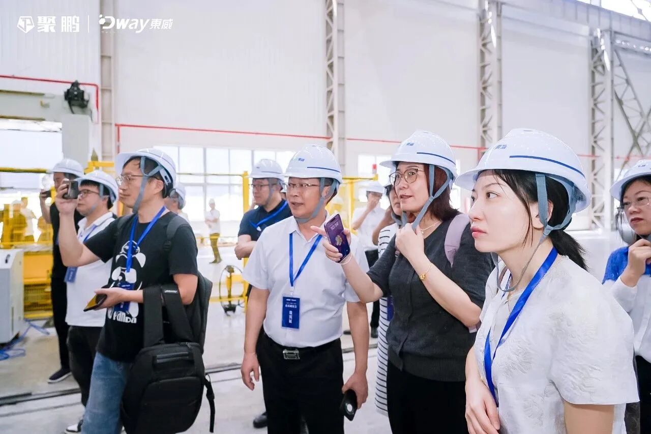 1758262262984296.jpg 788ebd340e45526b2c364f94f5b516de.jpg