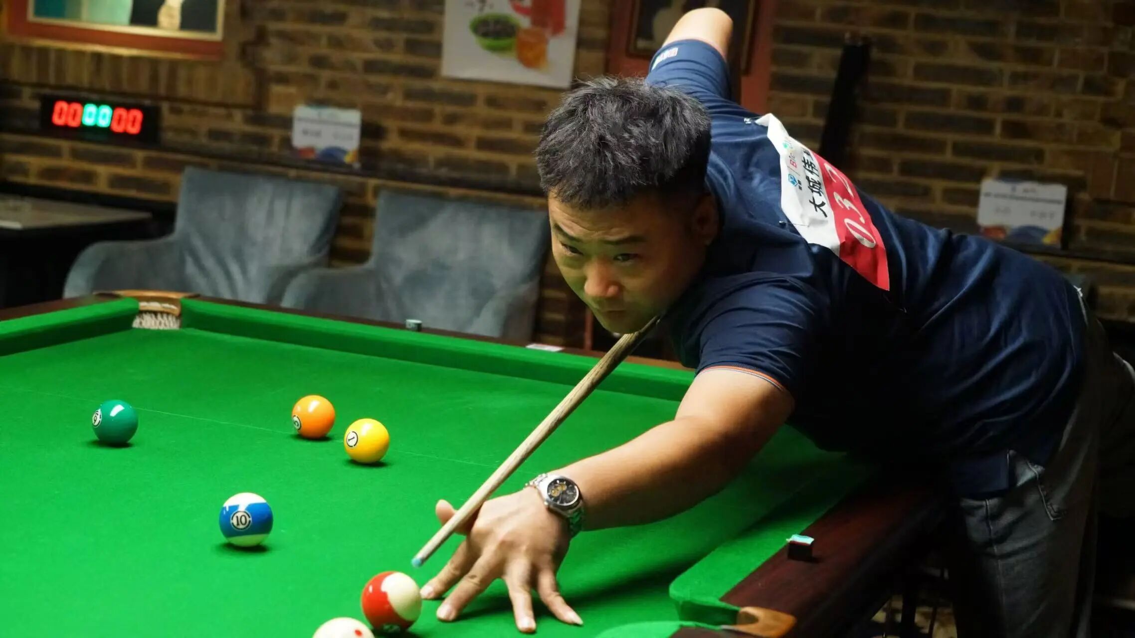 1758263165416818.jpg dd10ef1fe029b419f28535196e4ffb5b.jpg