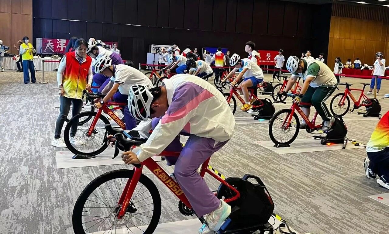 1759990060220002.jpg b84853a35b0e1bf1bc09d4fda0744a1f.jpg